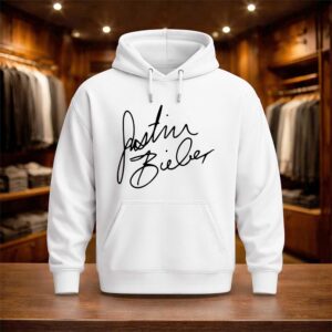 Billie Eilish Wearing Justin Bieber Shirt (3)