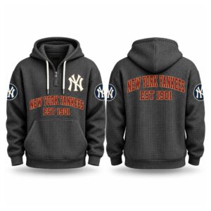 Yankees EST 1901 Printed Quarter Zip Waffle Hoodie